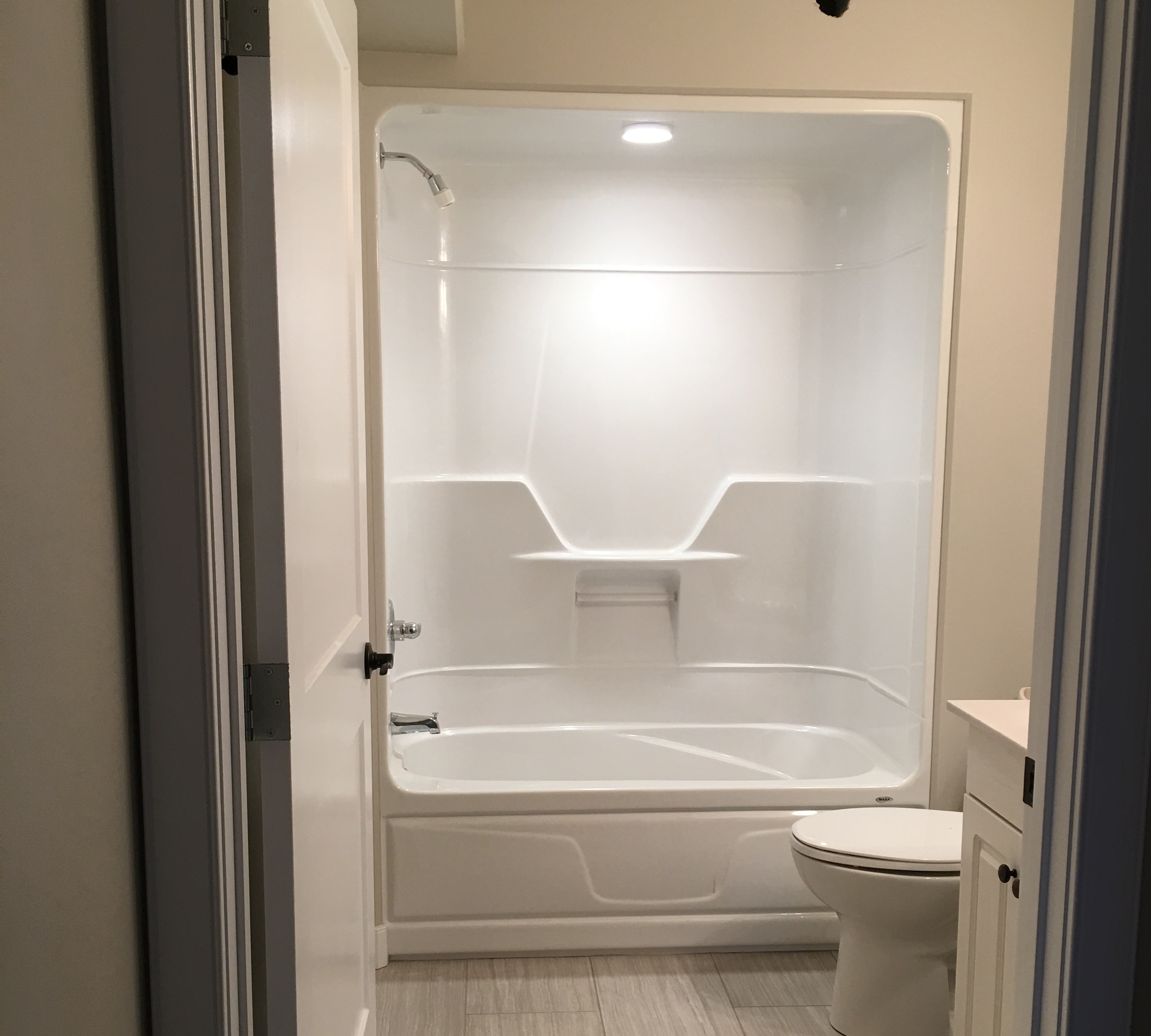 bathroom2