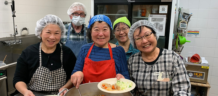 TG Friday Kitchen Volunteer photo.jpeg