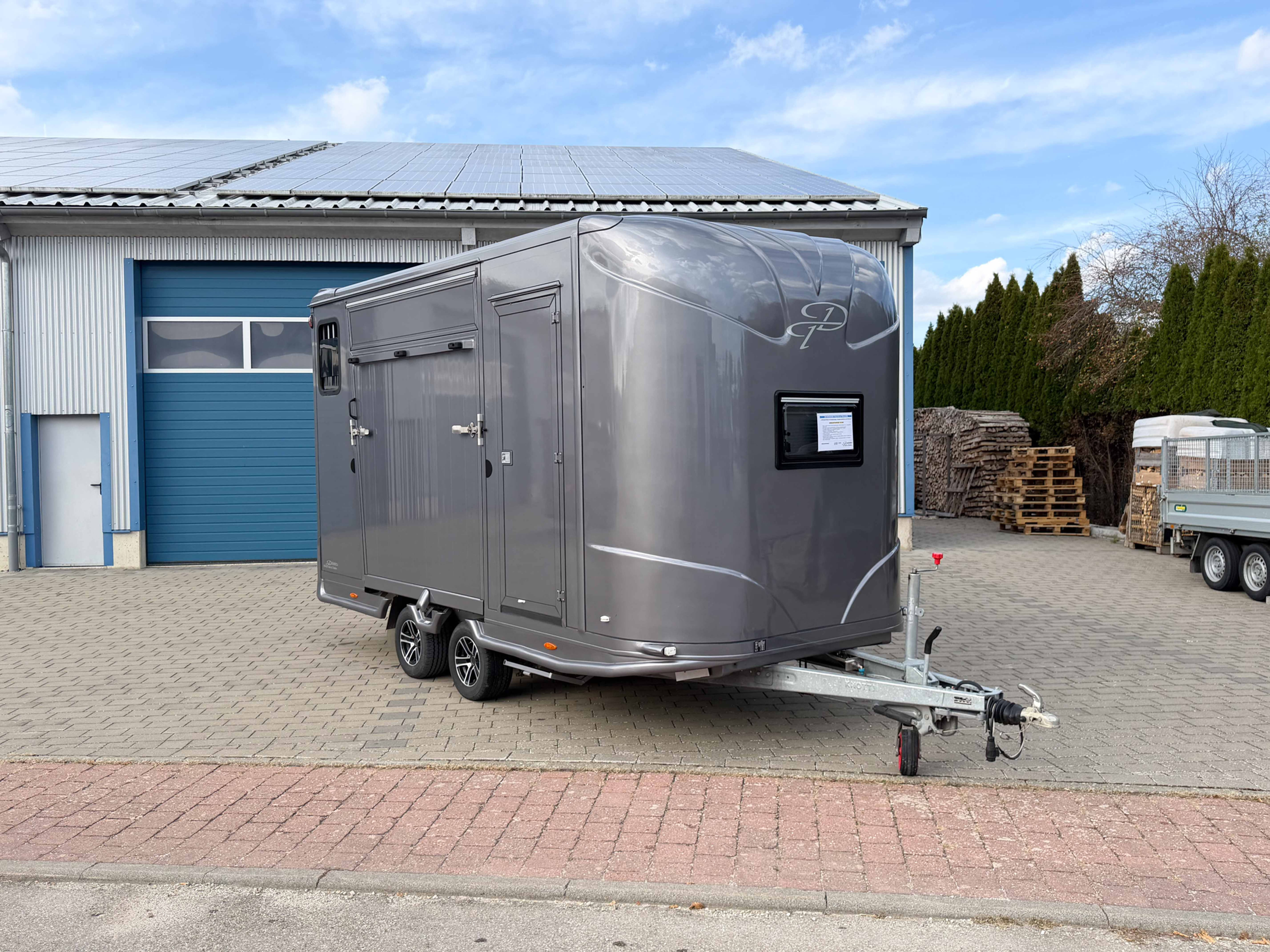2er Anhänger Hengst/Wohnung