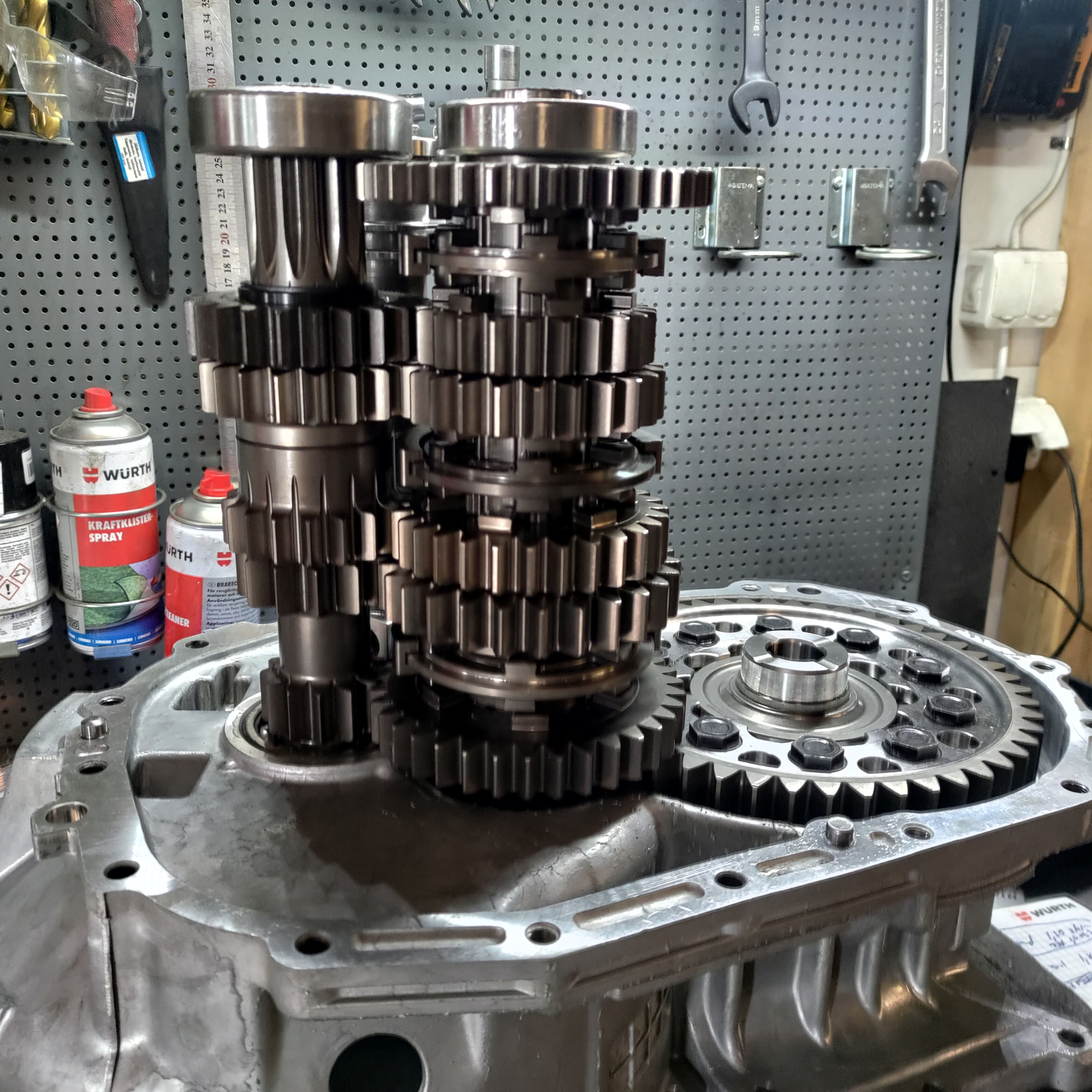 Sequential transmission assembly - Drenth/Quaife/Kotuc/Hewland