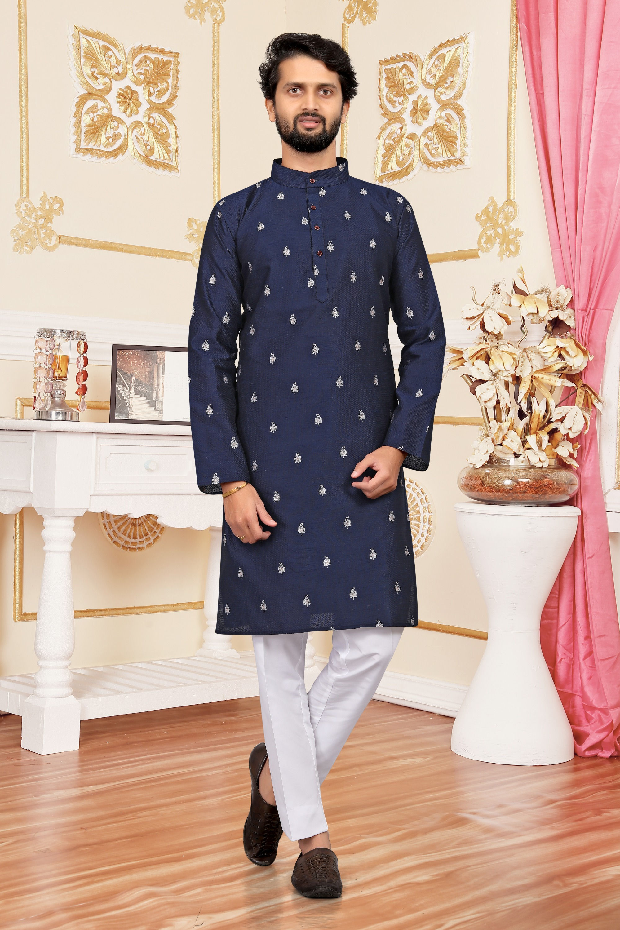 Showlook Floral Jacquard Printed Kurta Pyjama set