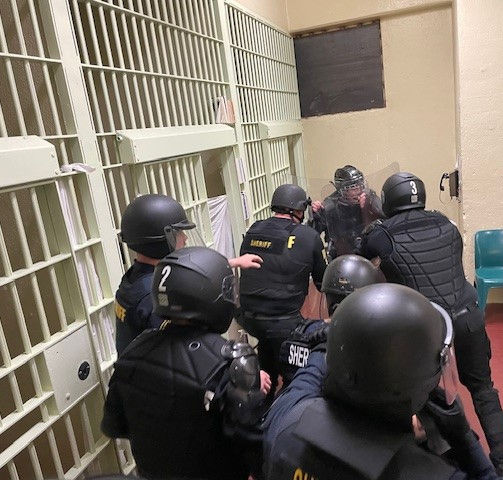 SERT Academy Combative Inmate_edited