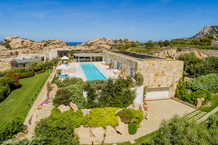 Le Rosemarine: villa di lusso con piscina in Costa Smeralda.