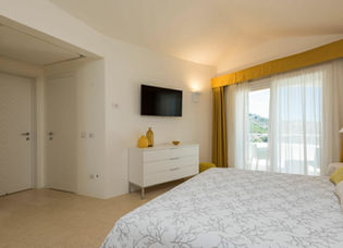 Lussuosa camera da letto con balcone, Le Rosemarine Luxury Villas