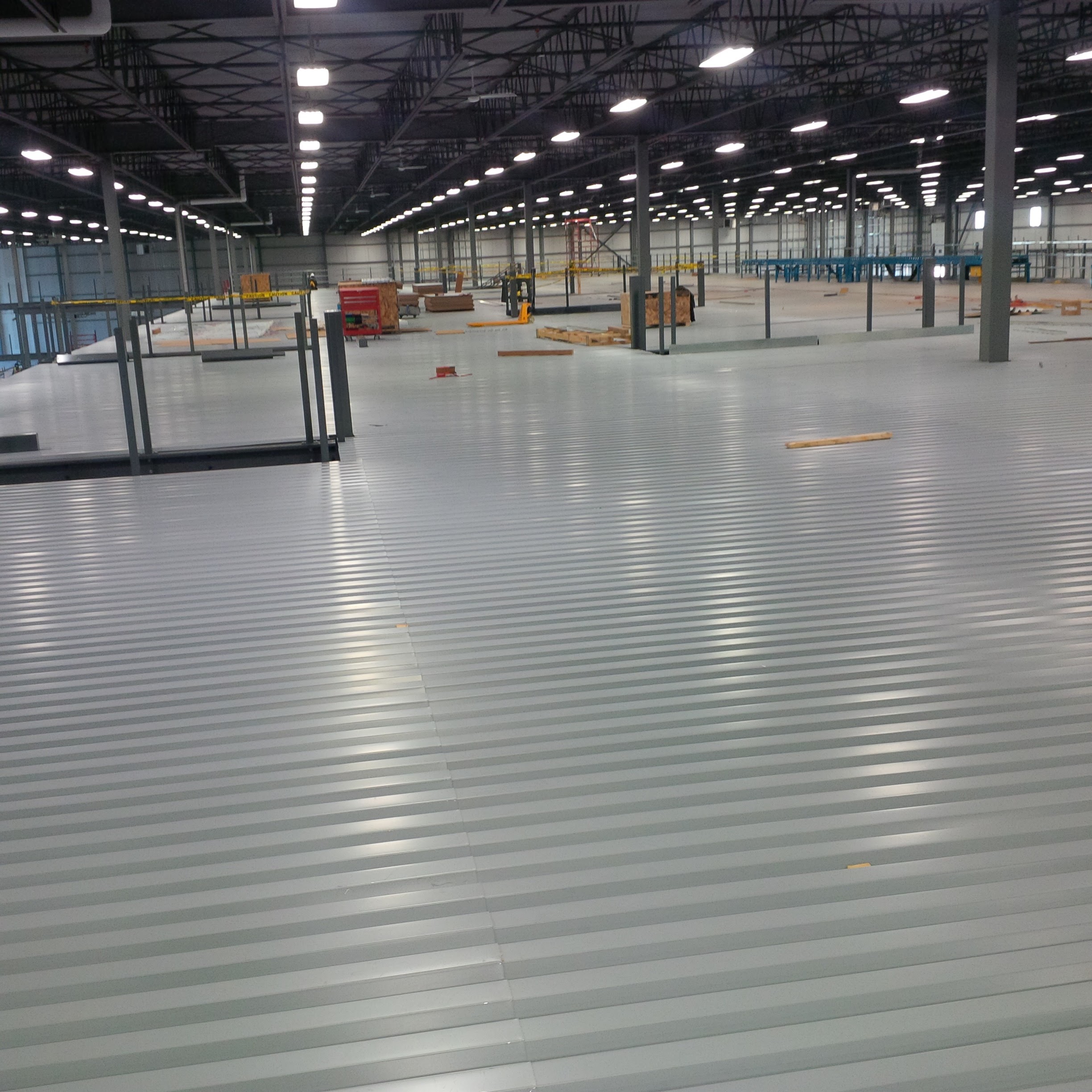 50,000 square foot 3 story Mezz