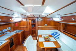 IBAMeganisiCruiseBavaria47-08