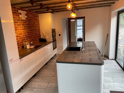 Kitchen Del.jpg