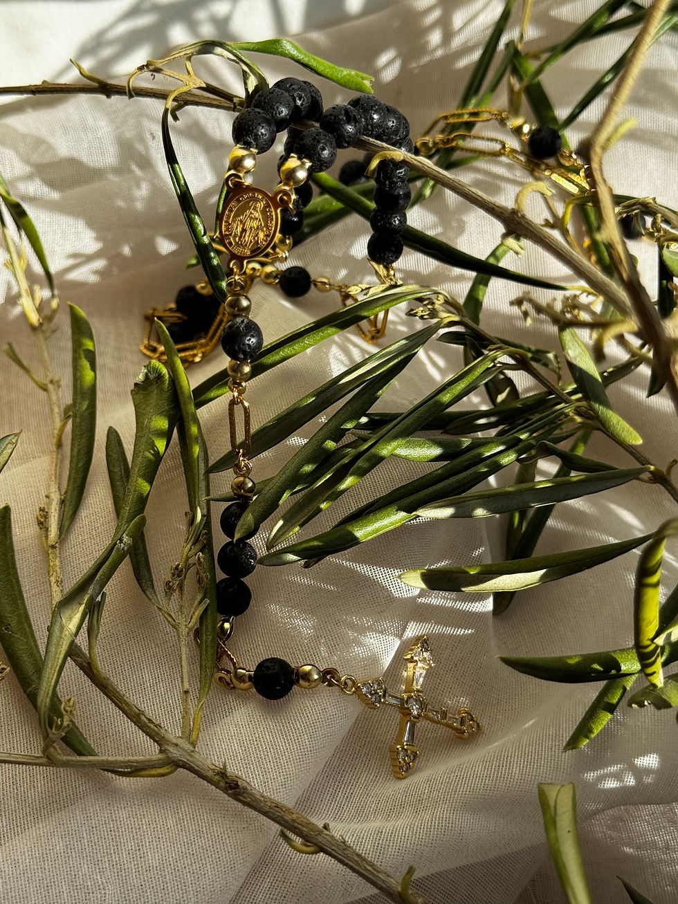 Miniature : Chapelet en pierre de lave naturelle