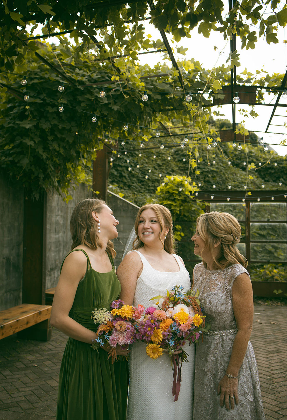 Caroline & Will photographed by Baylee's Creative House- https://www.bayleescreativehouse.com/