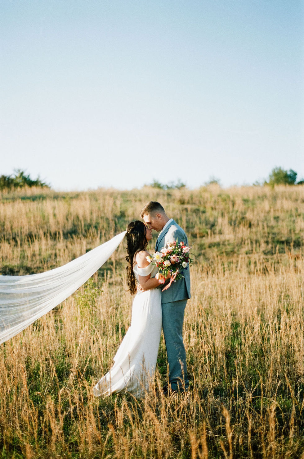 Taylor & Zach Wedding by Makenzie Hamilton Photo