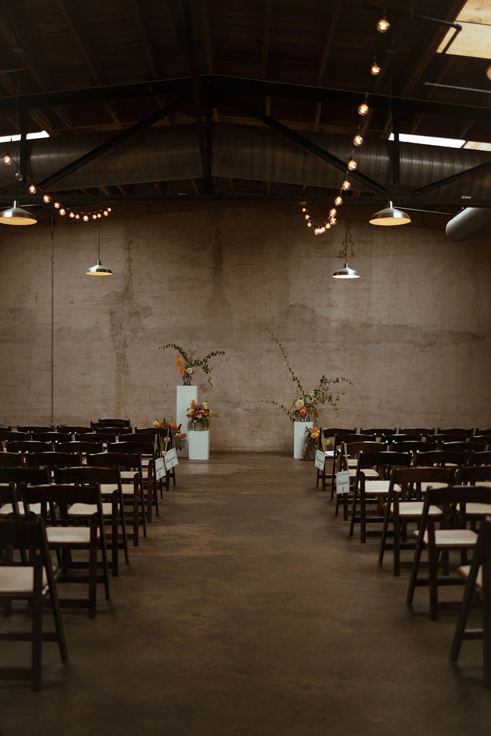 Caroline & Will photographed by Baylee's Creative House- https://www.bayleescreativehouse.com/