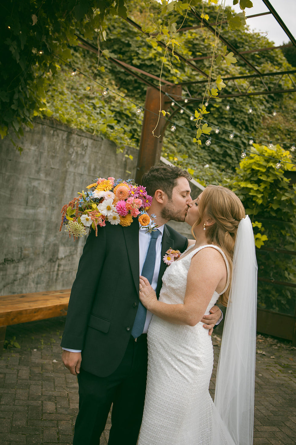 Caroline & Will photographed by Baylee's Creative House- https://www.bayleescreativehouse.com/