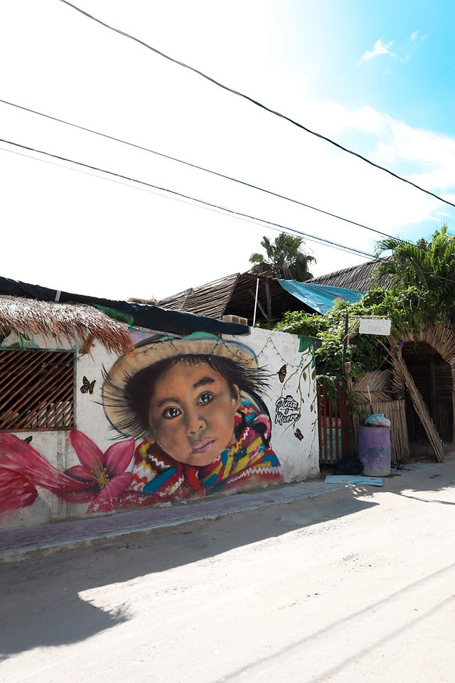 Streetart Isla Holbox Mexico, muurschilderingen, Ongekende Weg