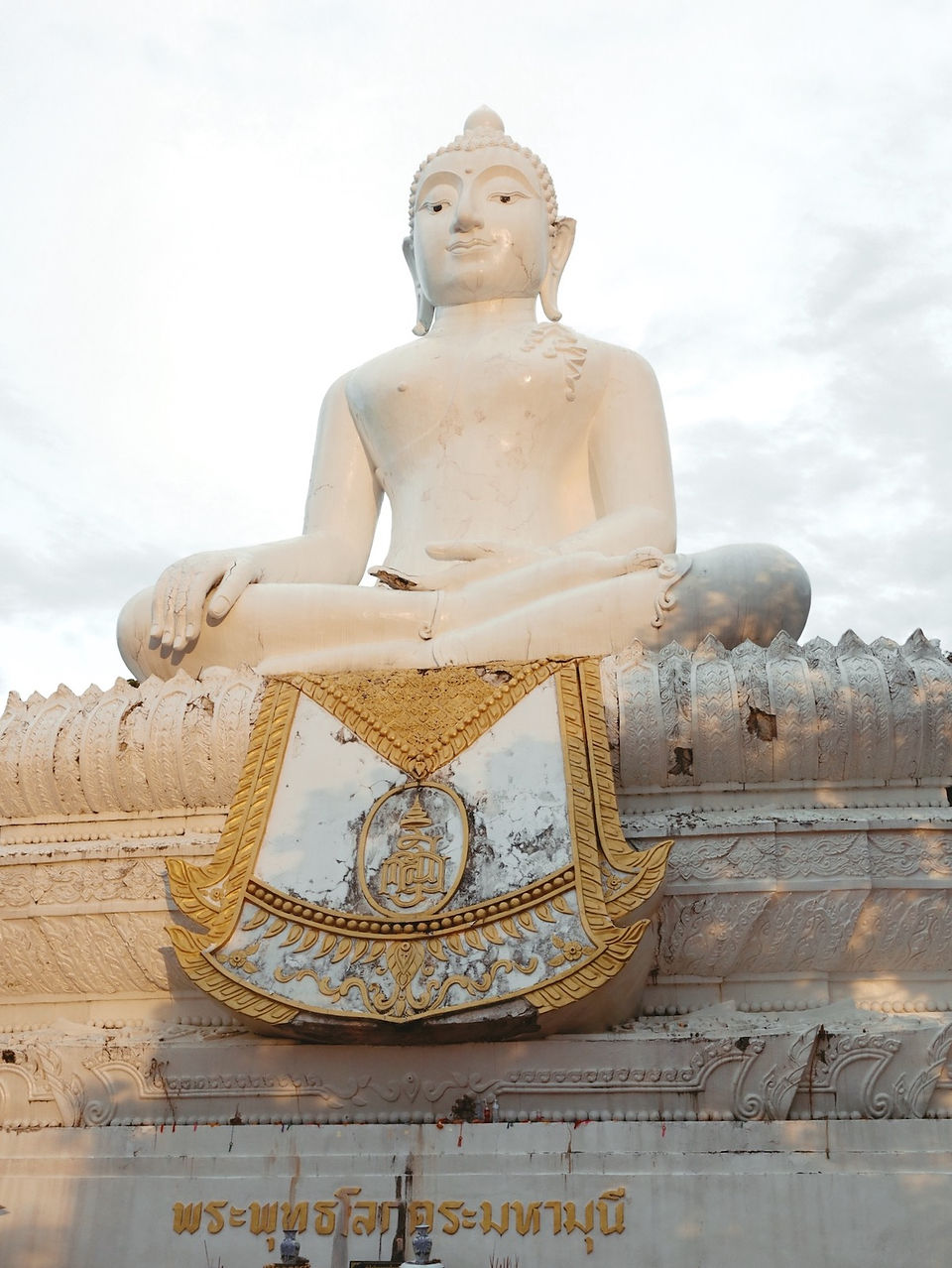 Pai - Big Buddha - zonsondergang - Thailand - Ongekende Weg