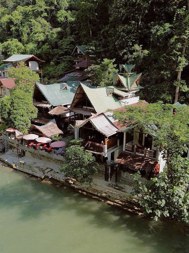 Sumatra - Bukit Lawang - Waar te verblijven - Accommodaties - Hangout Eco Travel - Ongekende Weg