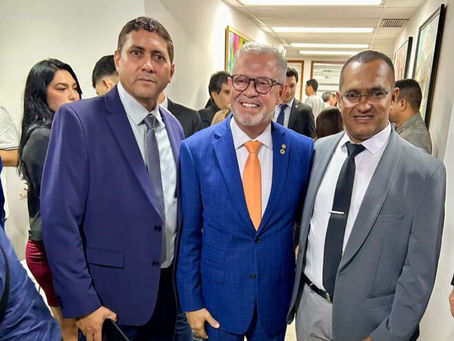 Antonio Rosiclei e Ari Mendes participam da posse de Afonso Fernandes na presidência do Parlamento Amazônico