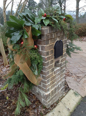 MAILBOX TOPPER2.jpg