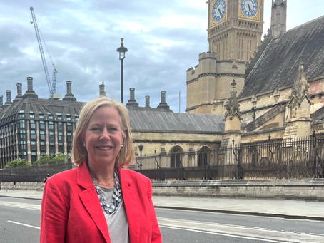 Ruth welcomes new neighbourhood Police Officers in London