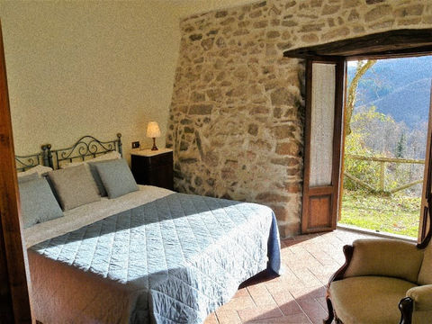 Senses Beyond Italy Yoga Retreat 2022 Twin Room