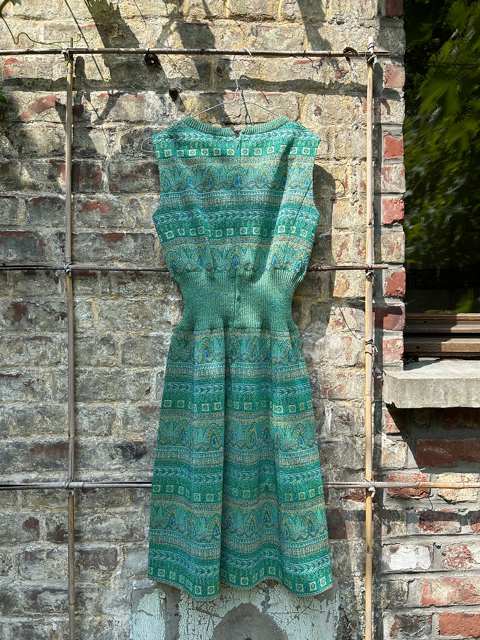 Miniature : Les Tricots Pierre Balmain shiny dress