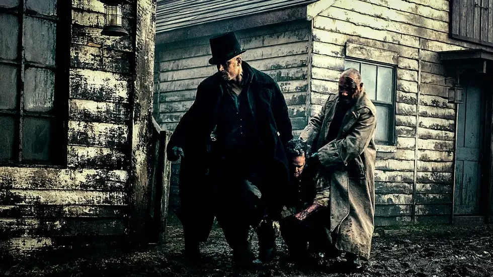 Taboo-Still-S1E08-08-James-Atticus-Rescue-Cholmondeley.webp