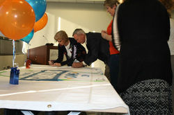 Kevin Cmunt, Gift of Hope