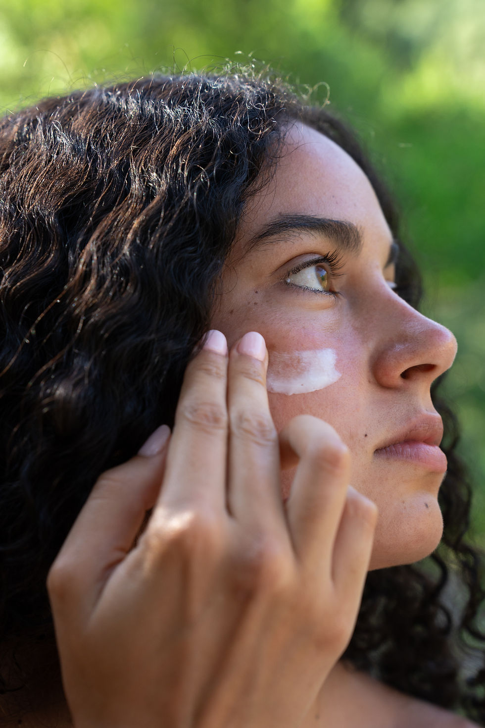DermaPerfect_model_0001.jpg