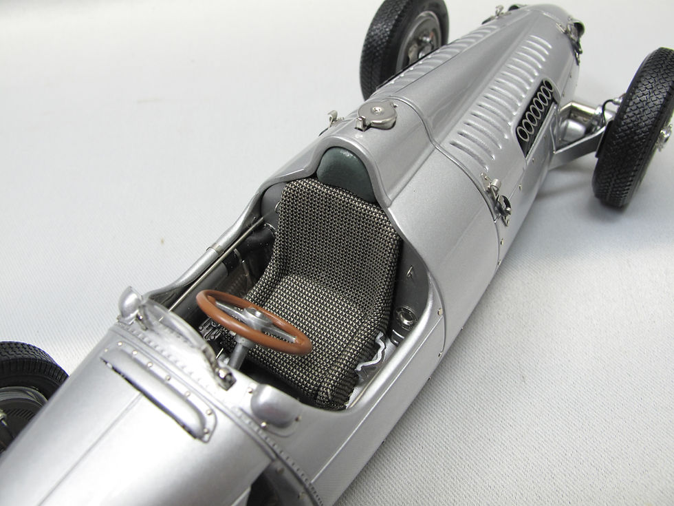 縮圖：Auto Union Type C , 1936-1937 模型 1:18