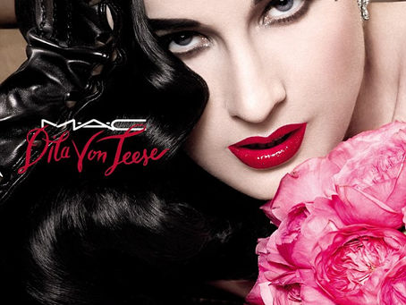 Dita Von Teese s'associe à M.A.C Cosmetics pour un lipstick en édition limitée !