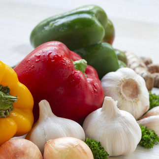 ingredients for sweet and sour pork bell peppers garlic ginger onions 