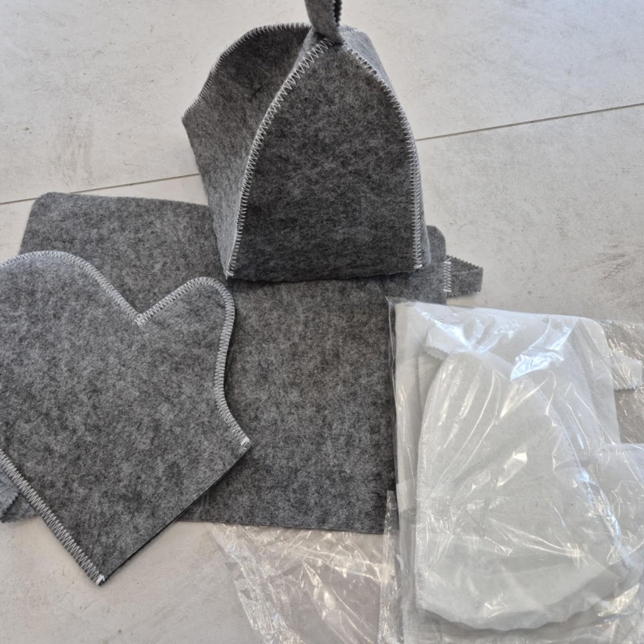 Hygiene kit - cap, washcloth, pad