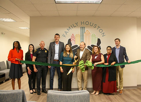 FHOU _ 411 Durham Ribbon Cutting.jpg