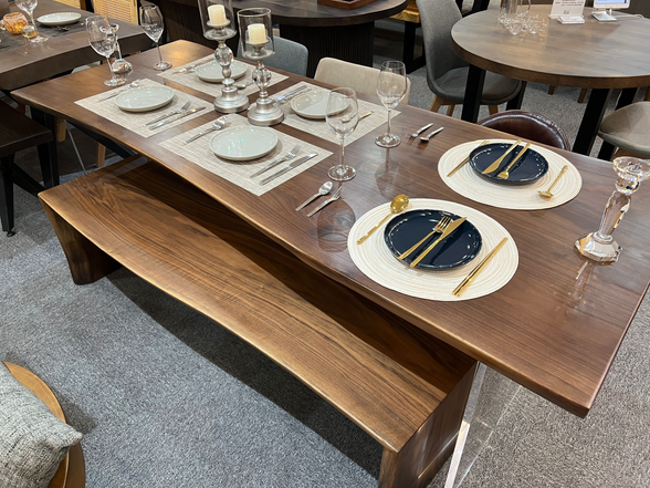 BIGI 美國黑胡桃木 低甲醛 厚 5cm (原木整板) 餐枱 全透明亞加力腳 America Black walnut dining table