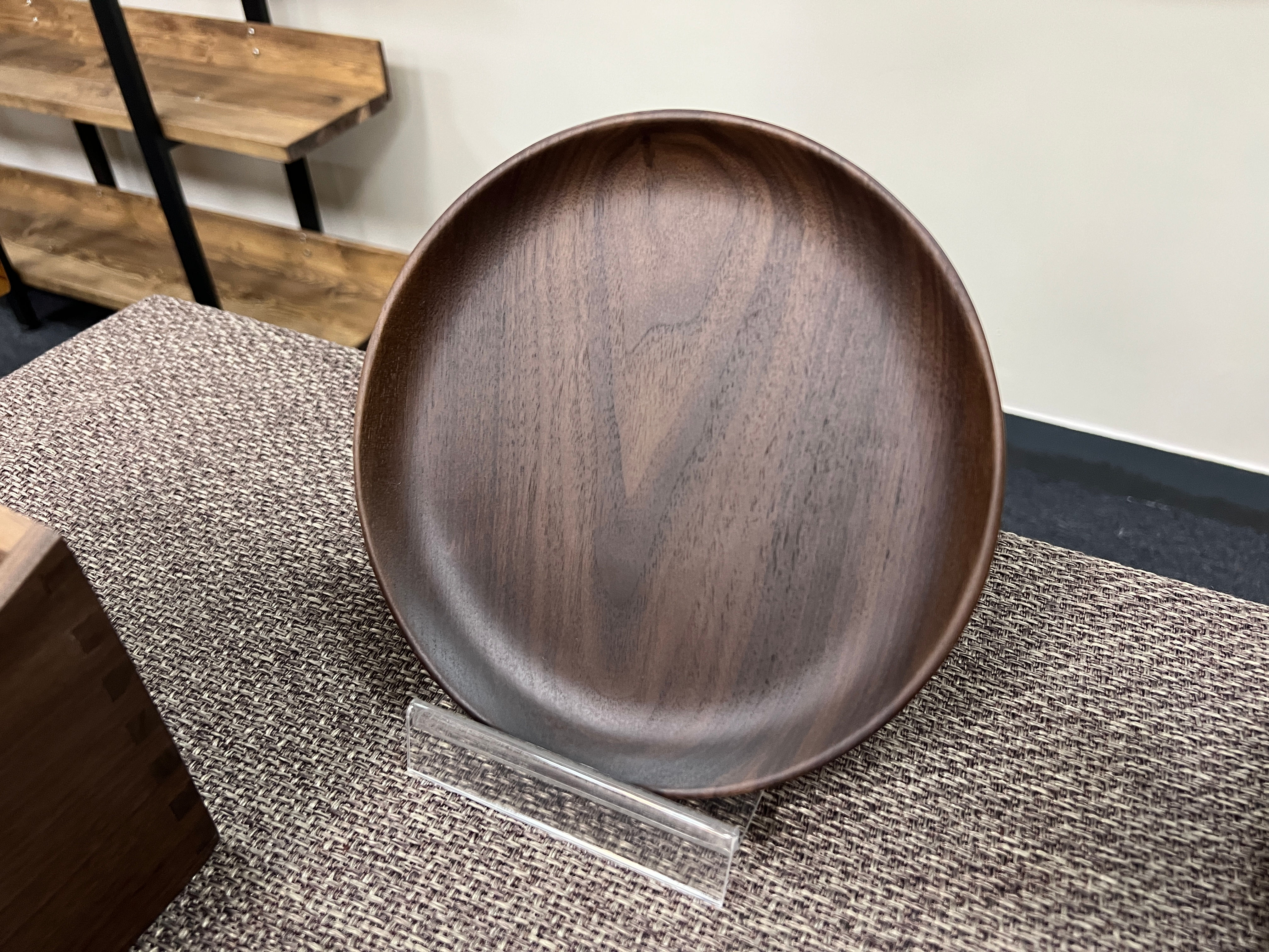 BIGI - Solid Black walnut plate