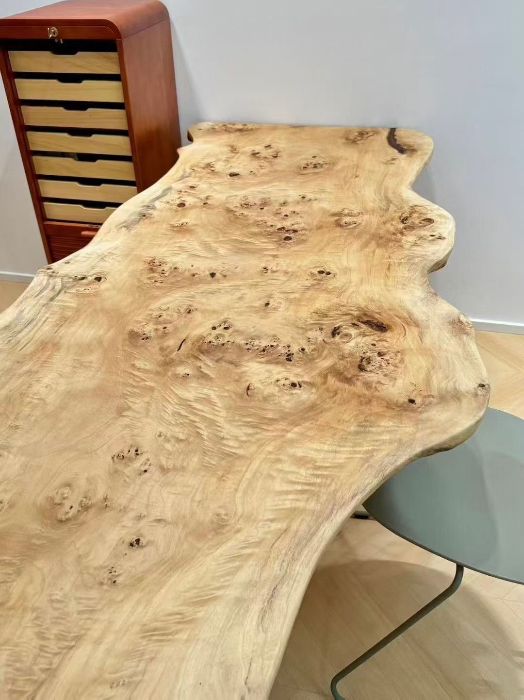 BiGi 4-5cm 法國白楊木原木拼天然邊餐枱 不同尺寸訂造 France poplar burl table in different sizes