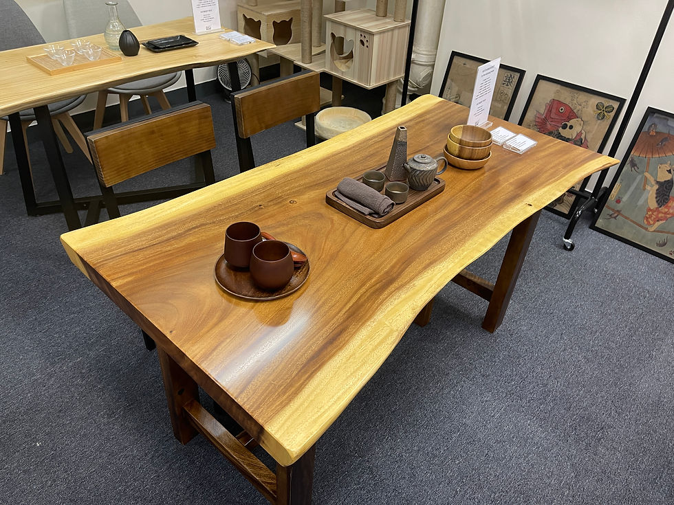 Thumbnail: BiGi - 南美洲胡桃木天然邊實木餐桌 6-7cm 120x60-65cm Wood Leg