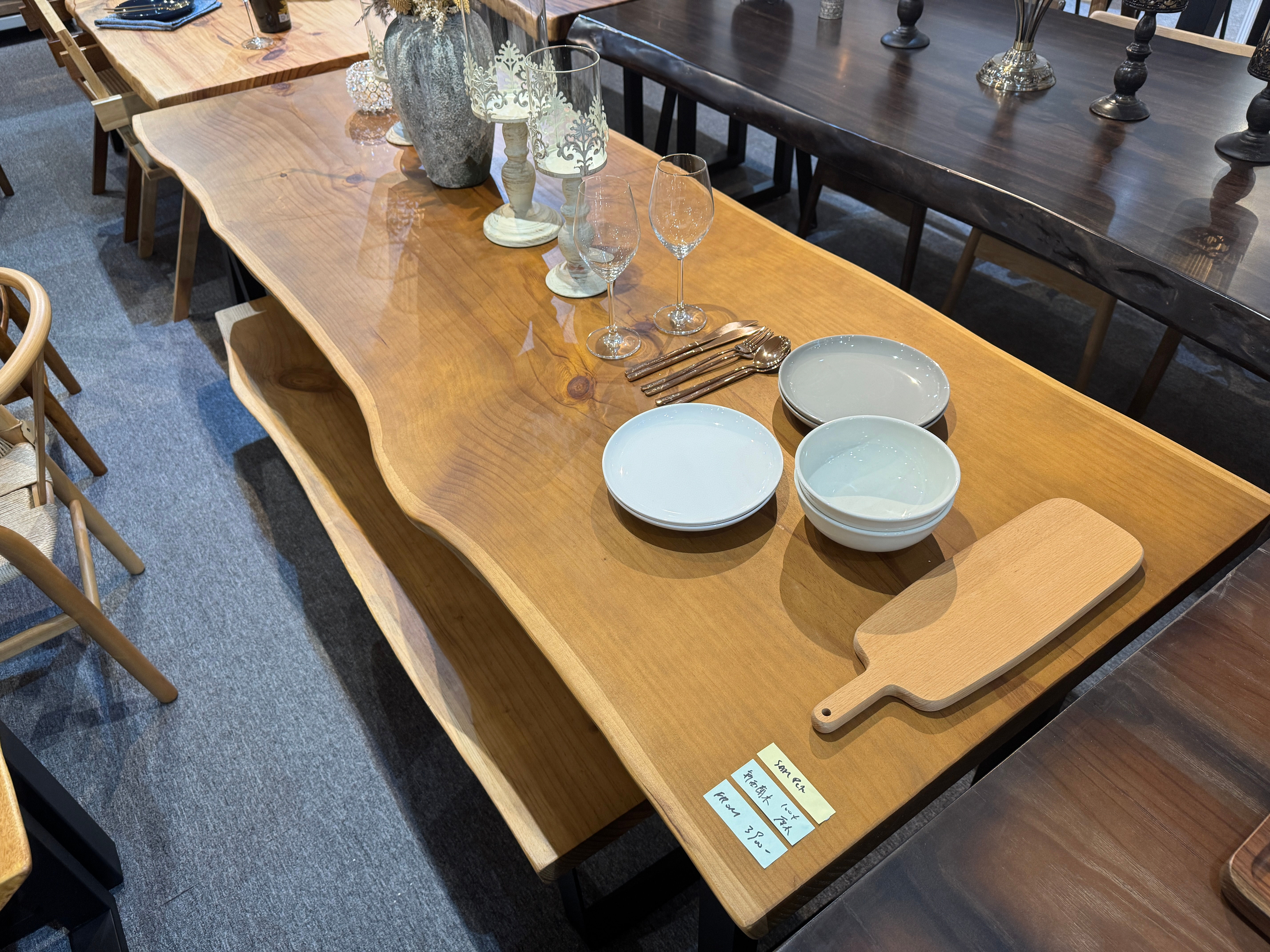 NZ4.5 200x75-80cm Dinning table with black metal leg - self pick up