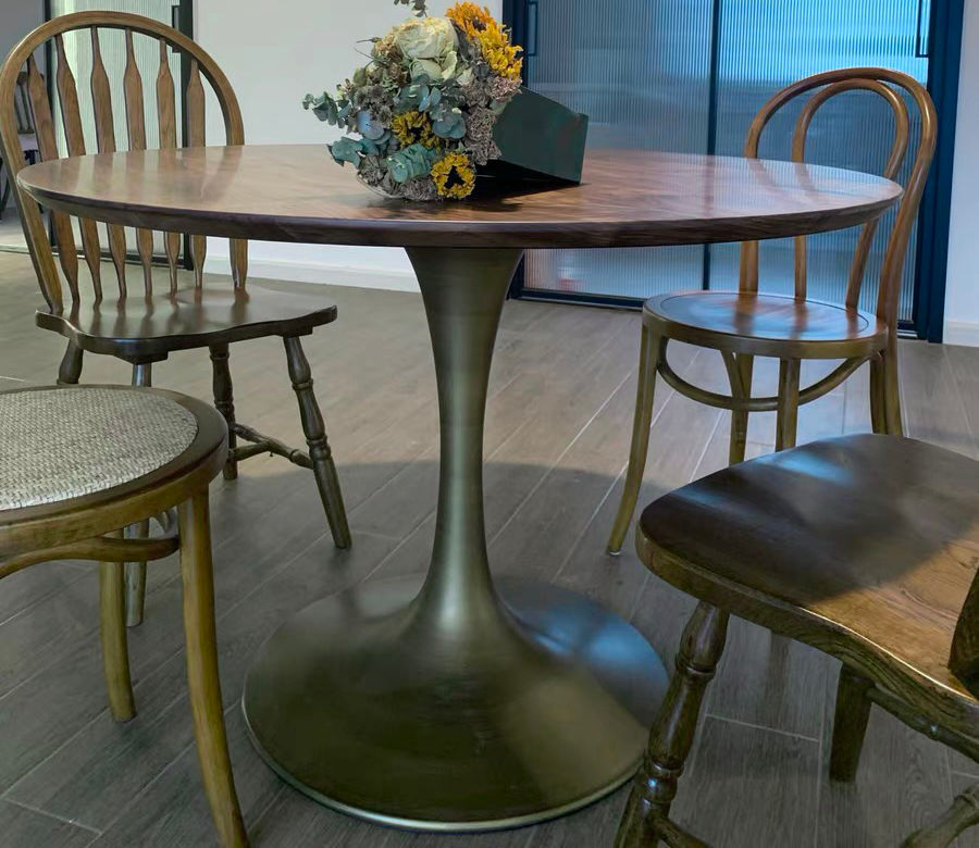 Thumbnail: BIGI 北美胡桃木實木餐枱   North America walnut wood round table