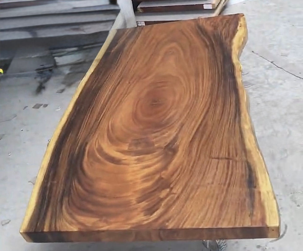 Thumbnail: BiGi 6-7cm SSS 南美洲胡桃木原木天然邊餐枱 不同尺寸訂造 100% Walnut wood table in different sizes