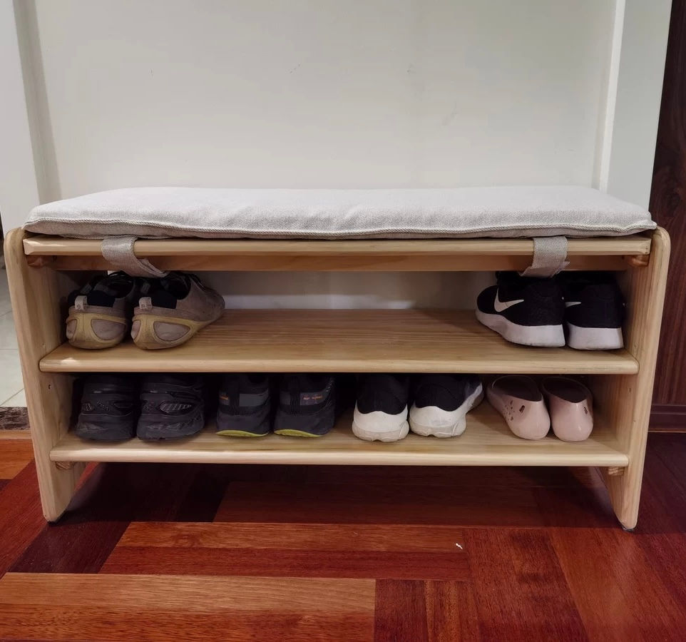 Thumbnail: BiGi - Solid shoe bench