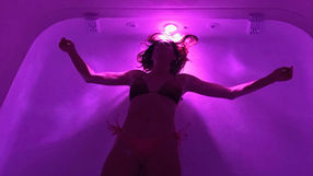 6 Reasons Moms Need Float Therapy