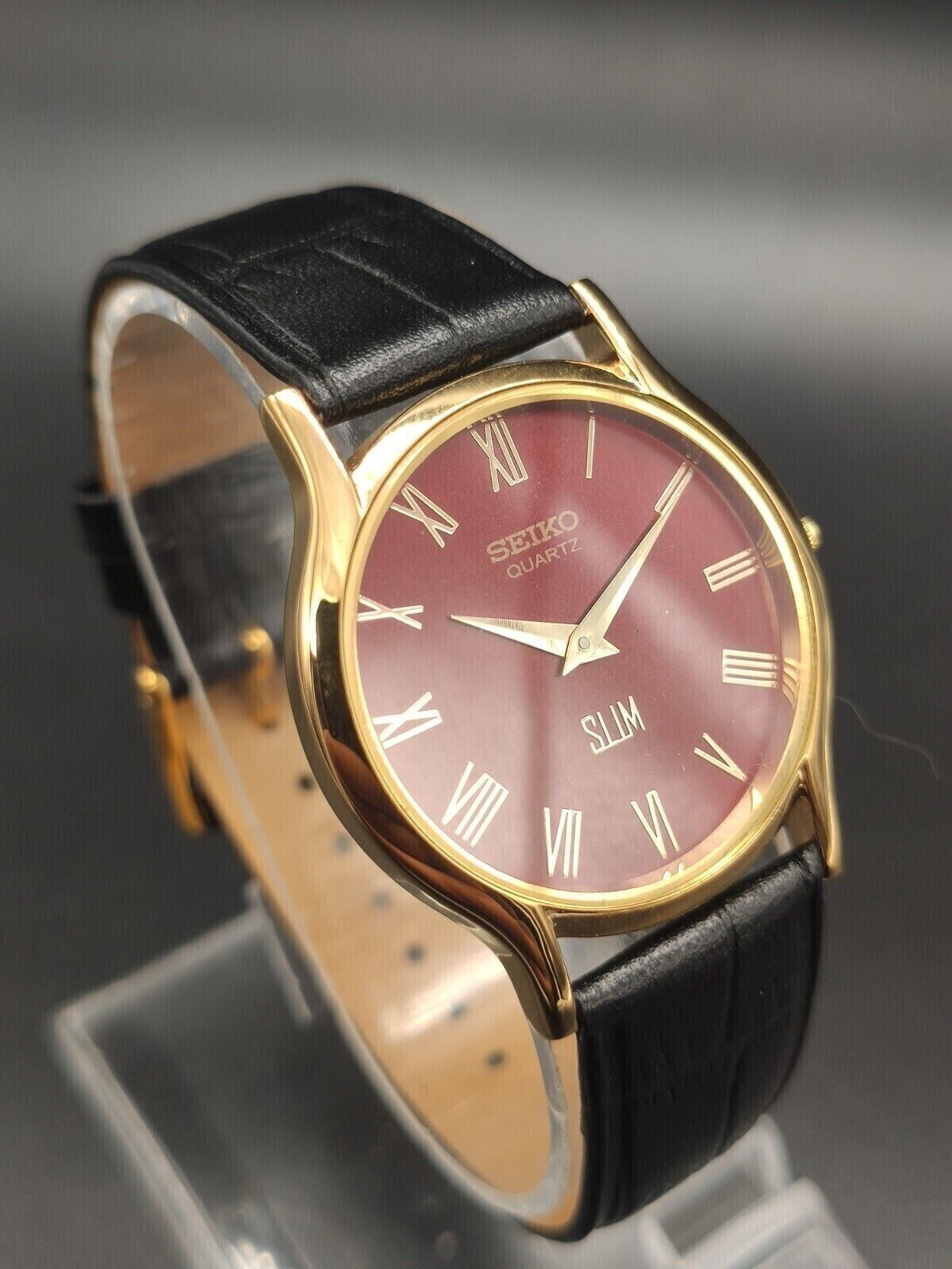 Seiko Slim Quartz Red Face Black Croco Strap Japanese Man's Wrist Watch B46