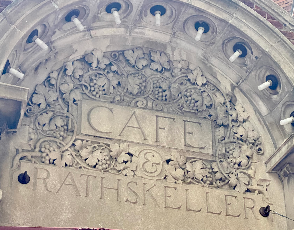 E454BB3C-E02F-4747-BDC2-73F895E4A68C_1_201_a