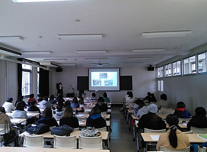 尚絅大学講義.jpg