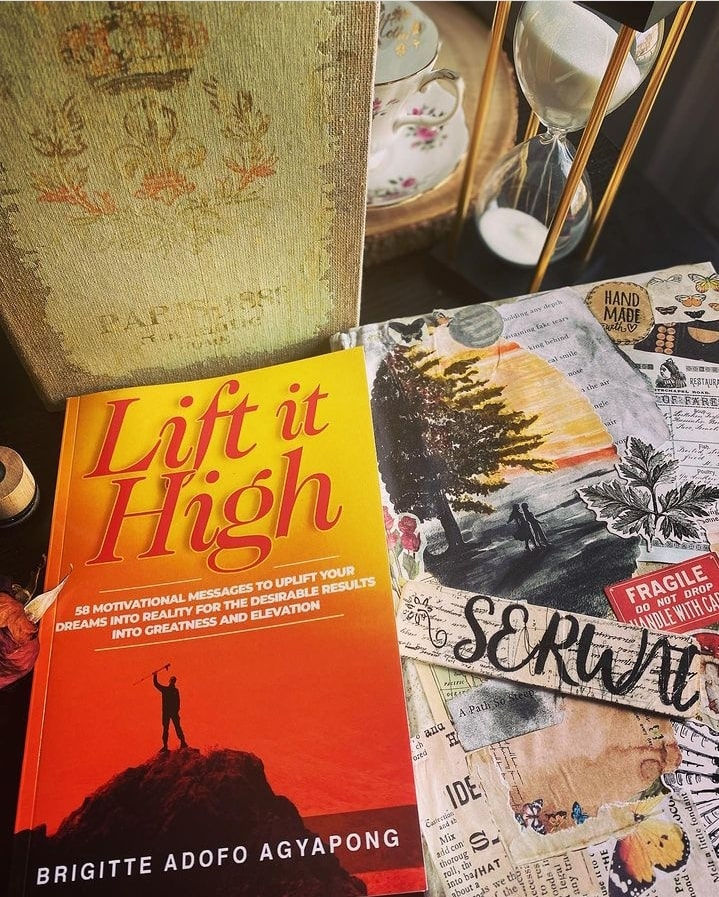 Lift it High on an art table