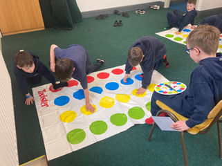 Twister as Gaeilge