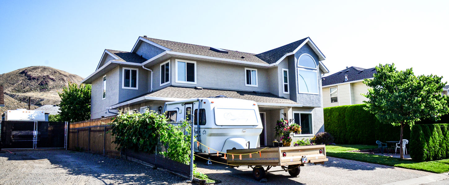 1086 Northglen Dr-5.jpg