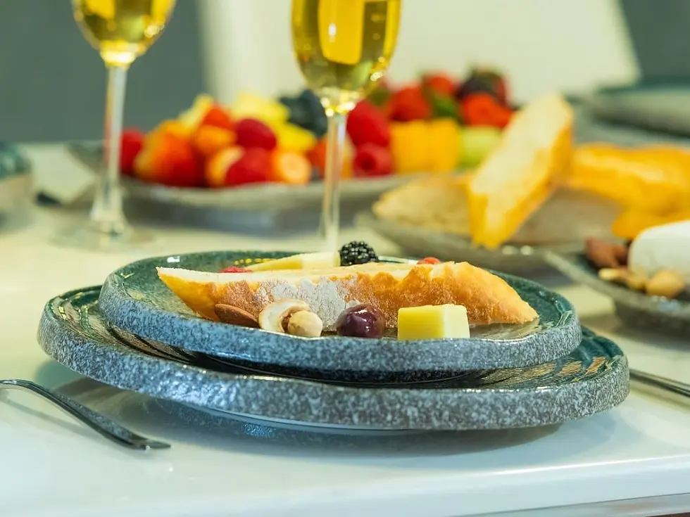 Thumbnail: Bedia Privé: Private Pottery Workshop with Fine Dining for Two Gift Voucher