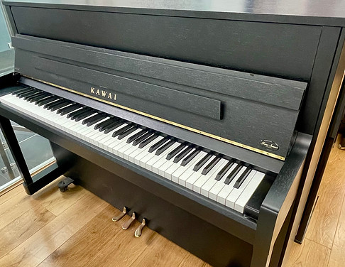 Kawai E200.jpg