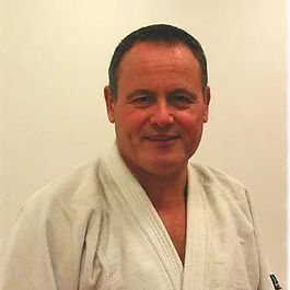 - 1er Dan en 2001
- 2ème  Dan en 2013